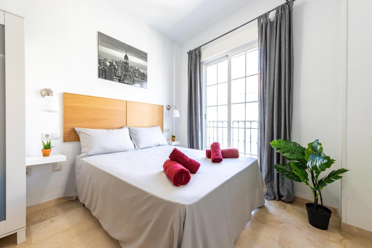 Appartamento Private Rooftop & Elegant Studio - Center By Rems Málaga Esterno foto