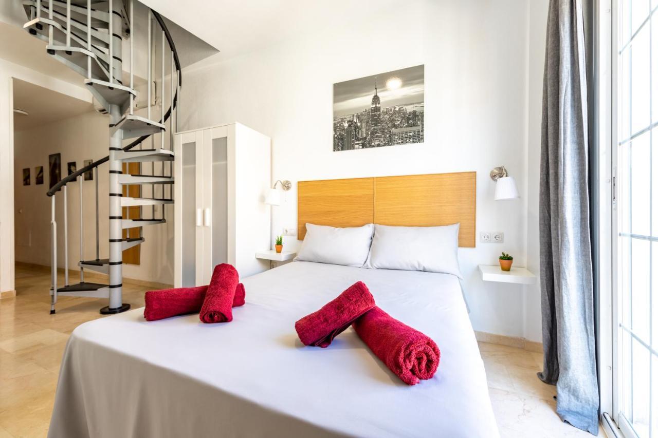Appartamento Private Rooftop & Elegant Studio - Center By Rems Málaga Esterno foto